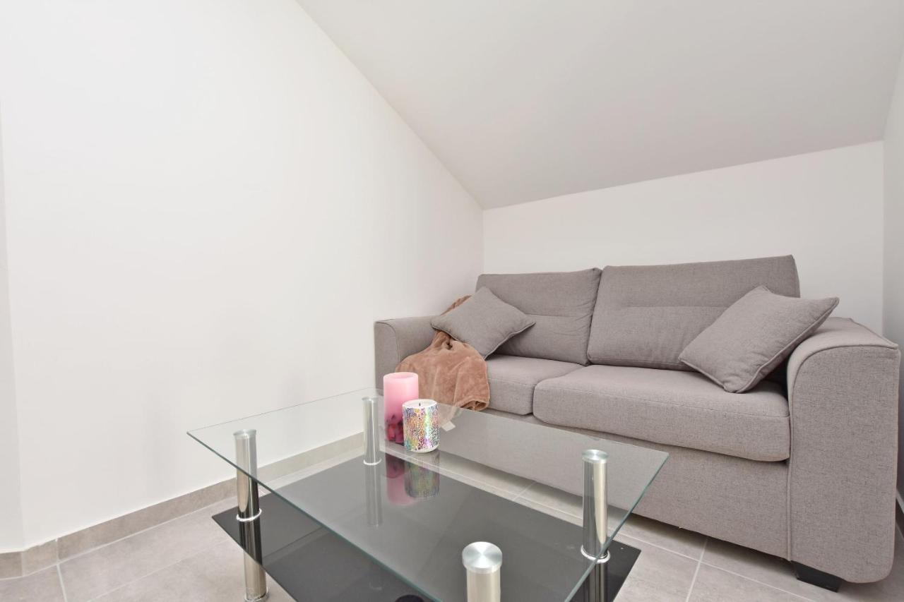 Apartments Danolic Pisak Eksteriør billede