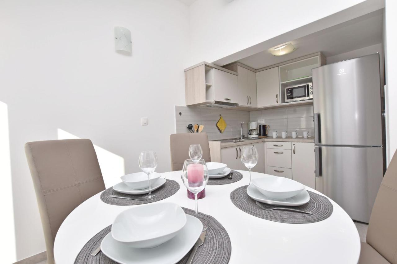Apartments Danolic Pisak Eksteriør billede