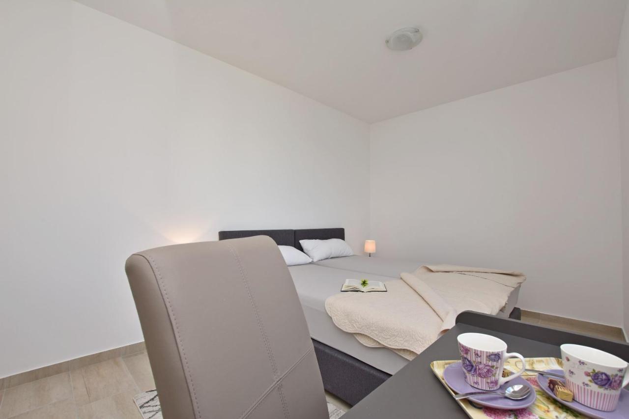 Apartments Danolic Pisak Eksteriør billede