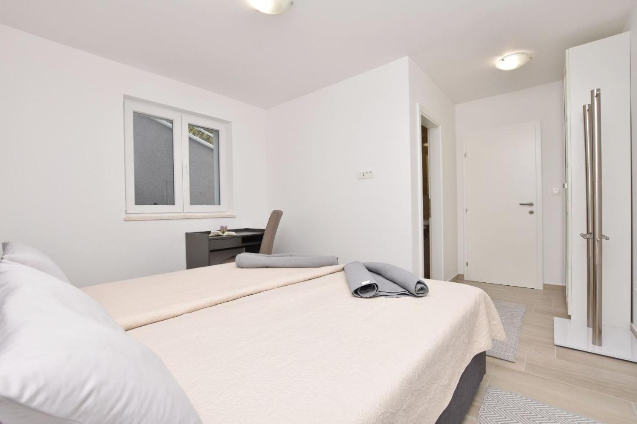 Apartments Danolic Pisak Eksteriør billede