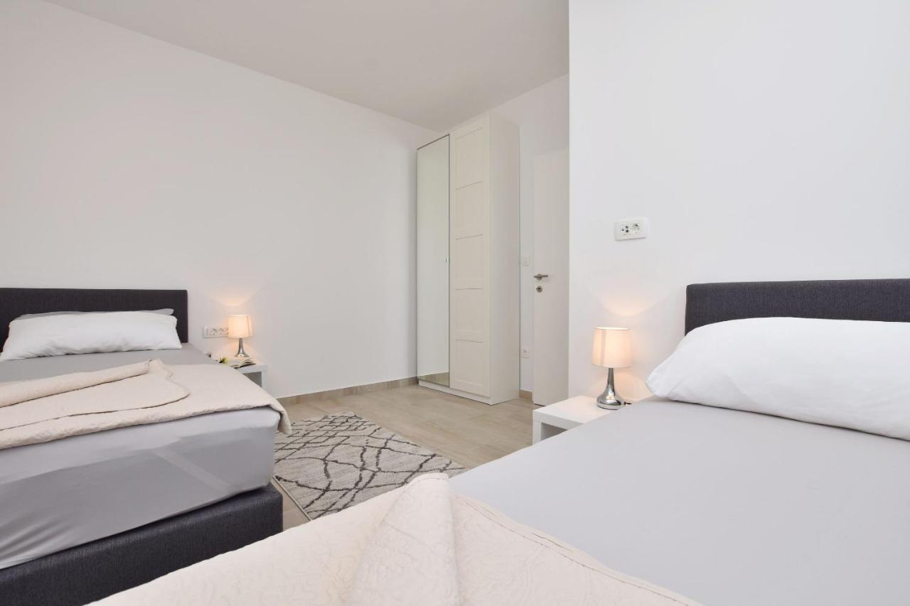 Apartments Danolic Pisak Eksteriør billede